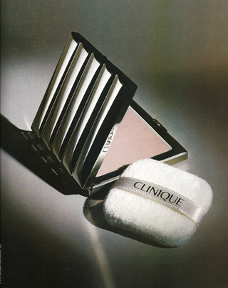 Illustration for article titled 1986 Lady Mag Ads: Turquoise Eyeshadow & The St. Tropez Tan